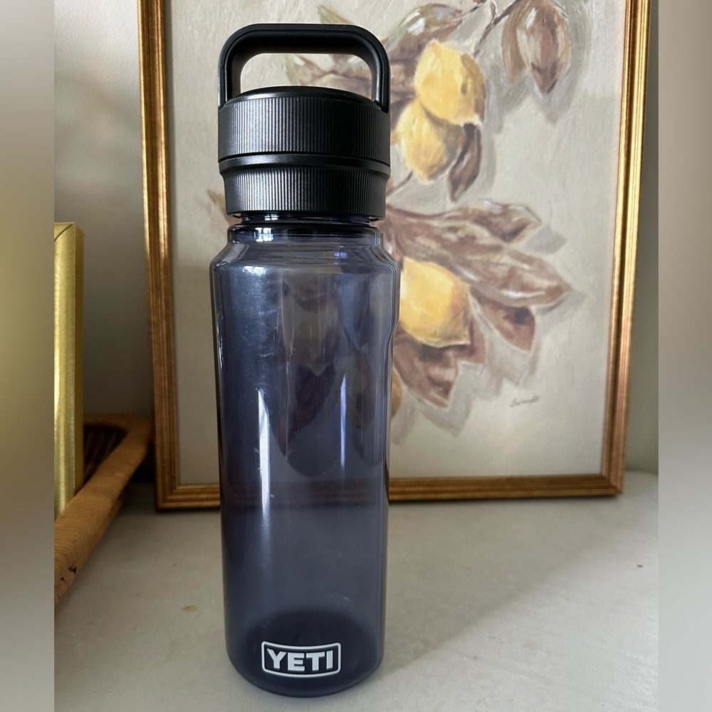 Yeti Yonder 1 Liter 34 Oz Water Bottle With Yonder Chug Cap